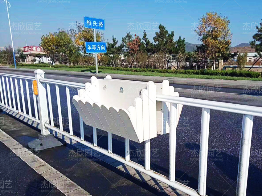 花箱式护栏装饰效果怎么样？