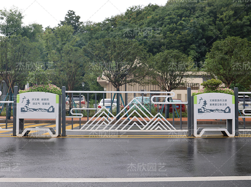 道路中央隔离花箱护栏江西案例